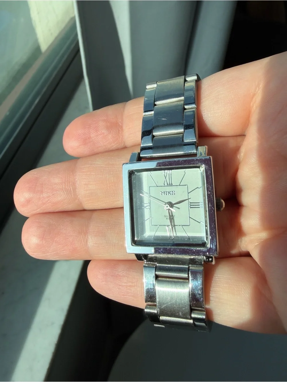 Mike women’s silver tone quartz watch/ water resistant/ working/ new battery